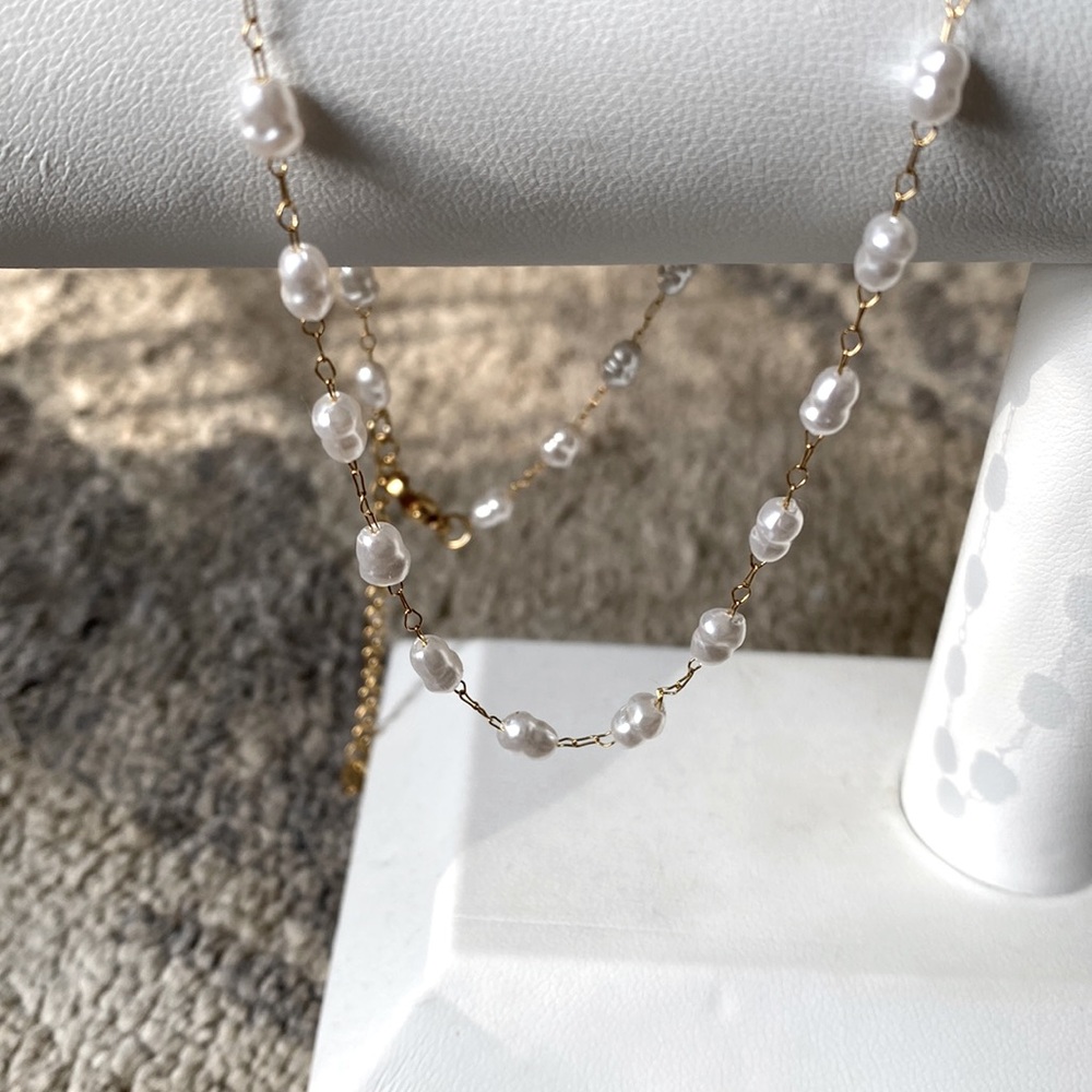 Freshwater pearl necklace